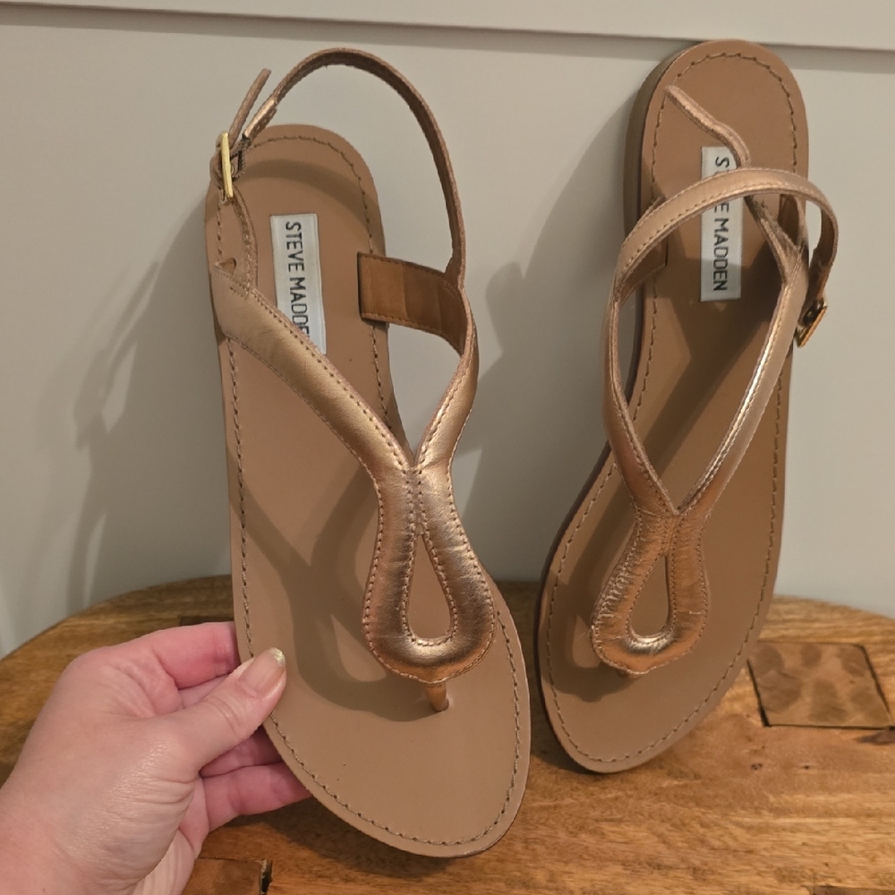 Steve Madden Women's Metallic Gold Sandals 7.5